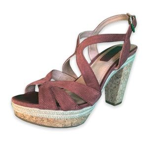 Nurture Platform Sandals Size 6 1/2